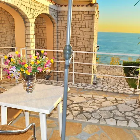 Maria With Pool And Amazing View - Agios Gordios Apartment